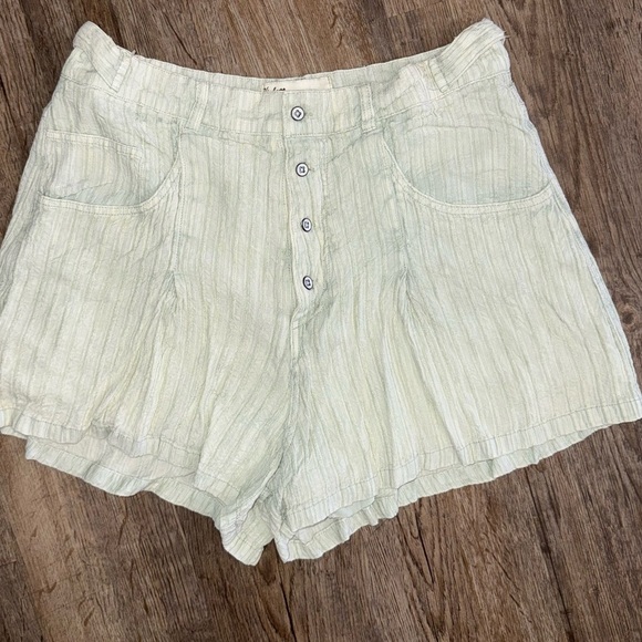 Vintage Havana | Shorts | Vintage Havana High Waisted Flare Shorts ...